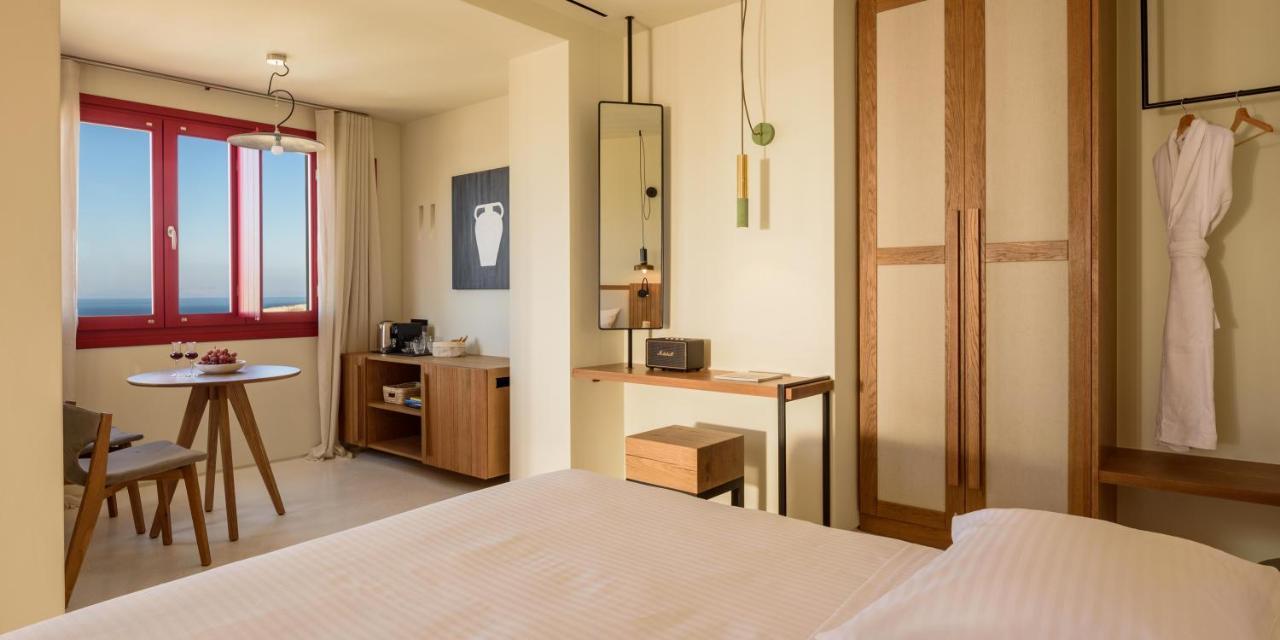 Potnia Theron Suites Akrotiri  Exterior photo