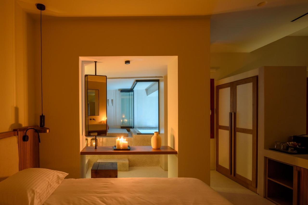 Potnia Theron Suites Akrotiri  Exterior photo