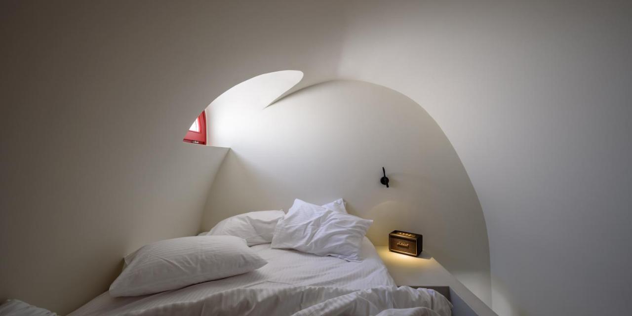 Potnia Theron Suites Akrotiri  Exterior photo